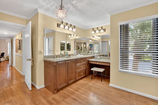 $309,900 | 5650 Camino Del Sol, Unit 200, Boca Raton, FL 33433