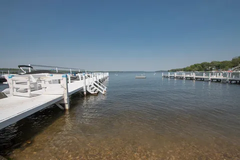 $995,000 | 812 Van Slyke Drive, Fontana, WI 53125