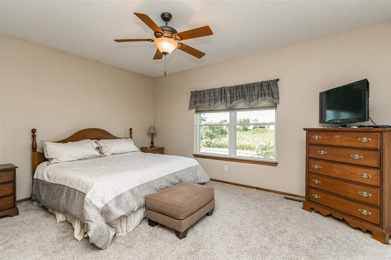 907 Wood Lily Road Solon, IA 52333 - Photo 26 of 40 Gallery Image 26