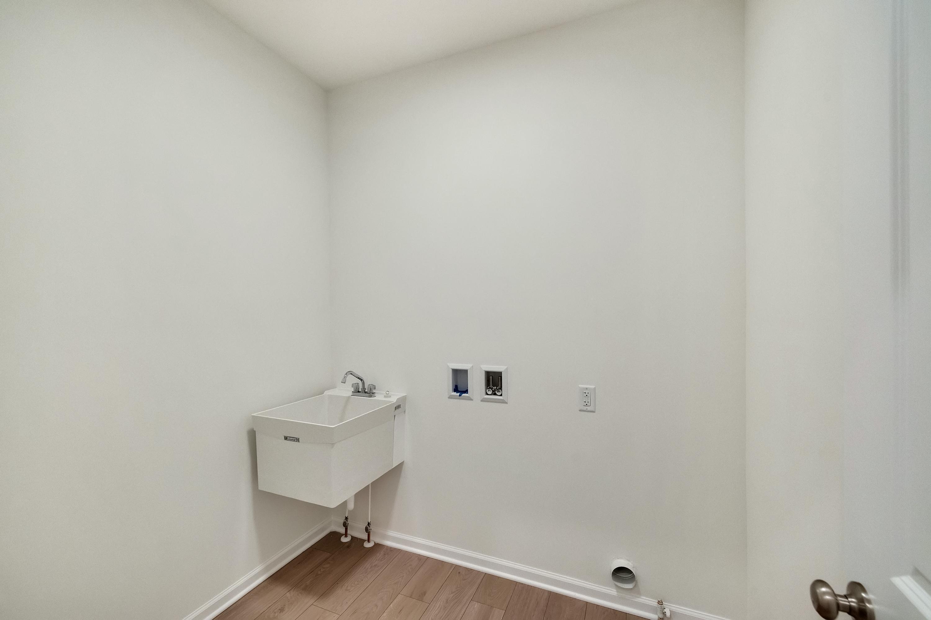 5264 Red Rock Lane Schererville, IN 46375 - Photo 19 of 21 a bathroom with a sink