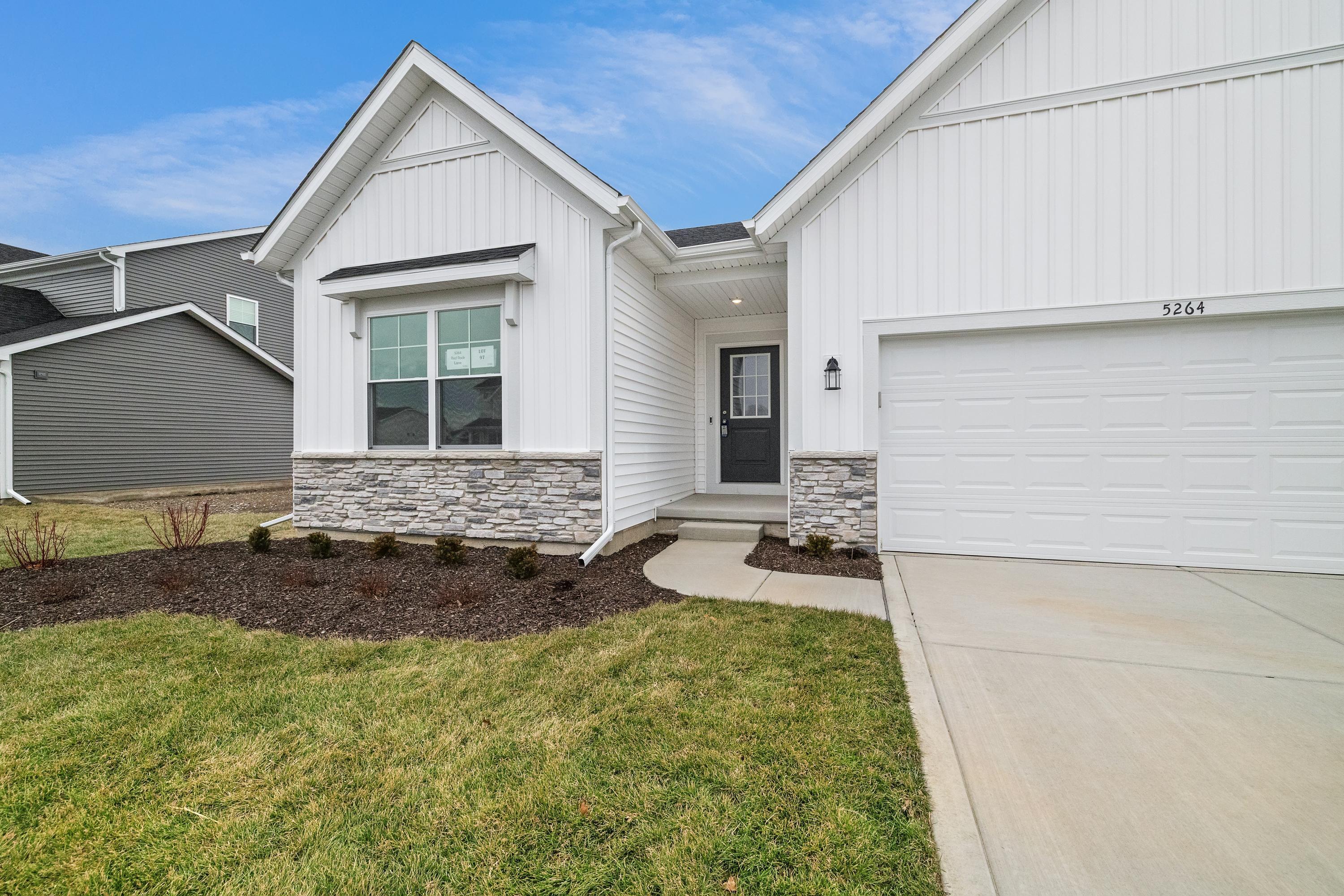 5264 Red Rock Lane Schererville, IN 46375 - Photo 20 of 21 a view of a house with backyard and sitting area