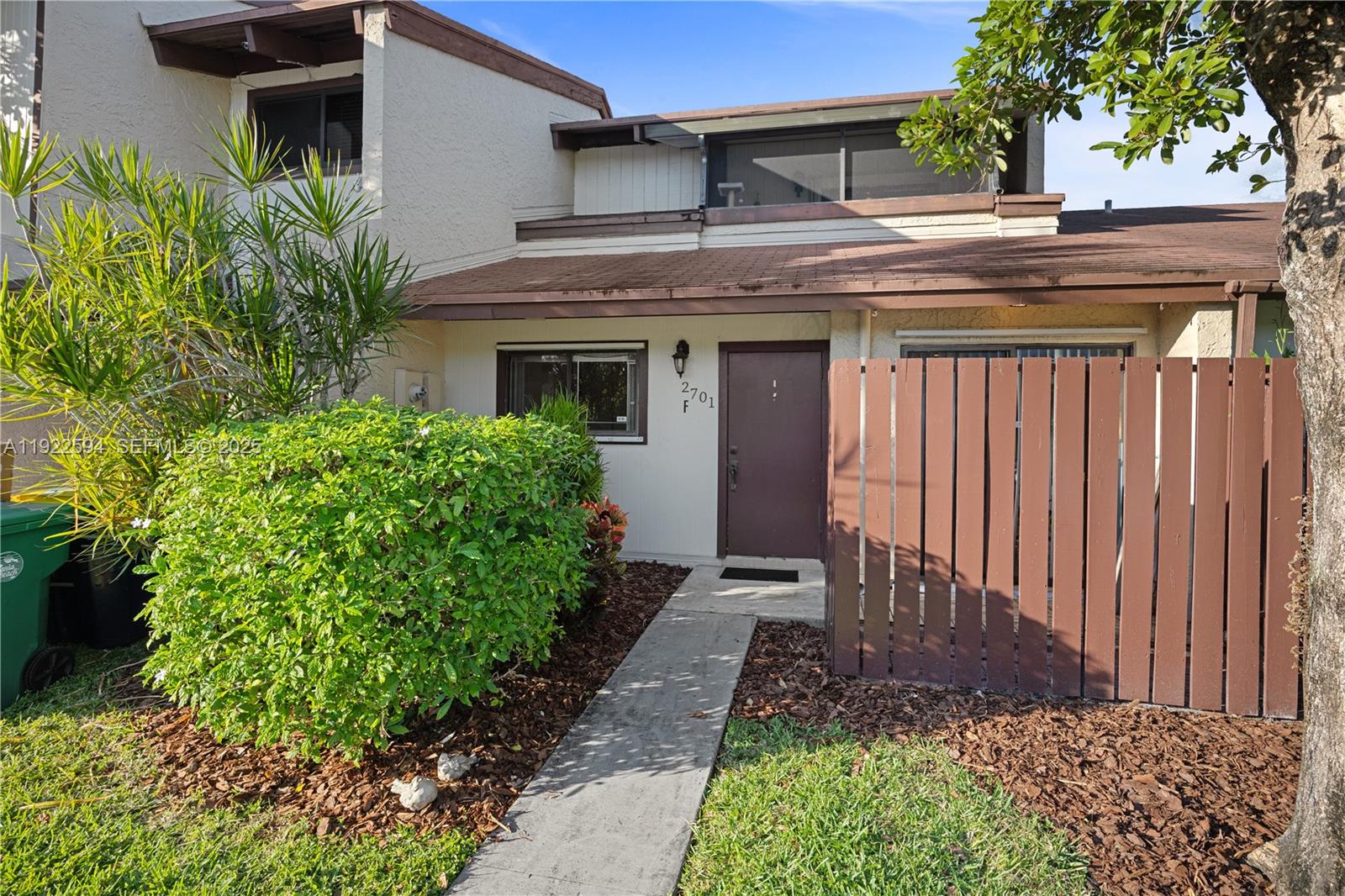 2701 Southwest 58th Manor, Unit F Dania Beach, FL 33312 - Photo 28 of 32