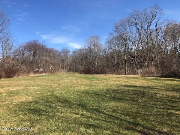 $199,999 | 21920 Highway 22, Hoosick Falls, NY 12090