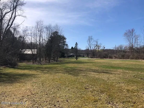 $199,999 | 21920 Highway 22, Hoosick Falls, NY 12090