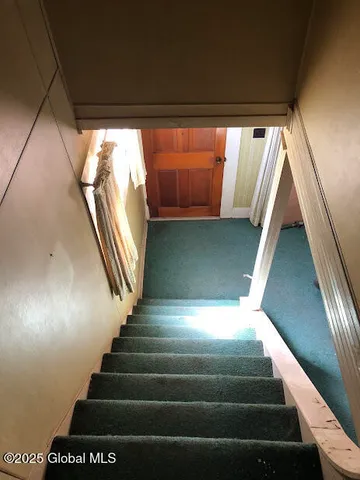 $199,999 | 21920 Highway 22, Hoosick Falls, NY 12090