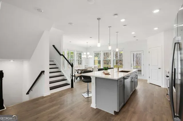 $3,095 | 4010 Pierson Trace, Unit 4010, Suwanee, GA 30024