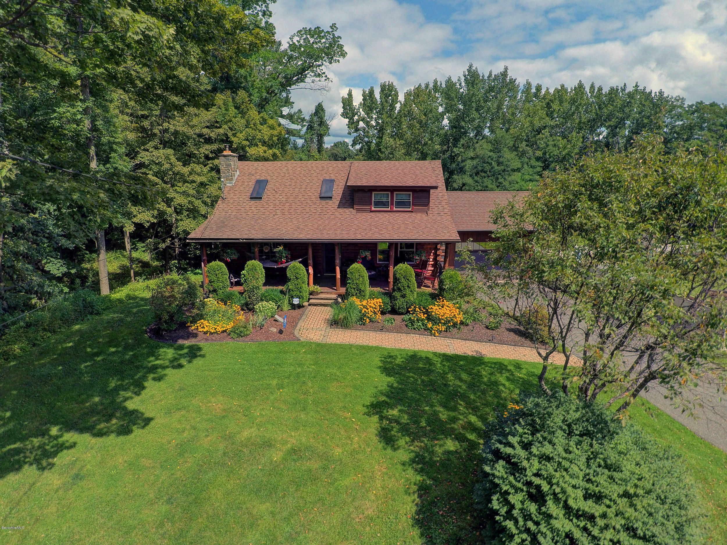Log Home at It's Best