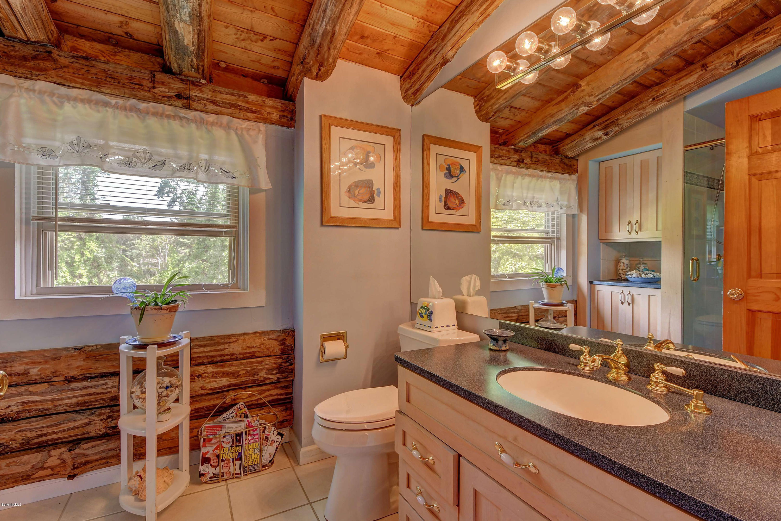 194 South Mountain Road Pittsfield, MA 01201 - Photo 21 of 34 2nd Floor Bathroom