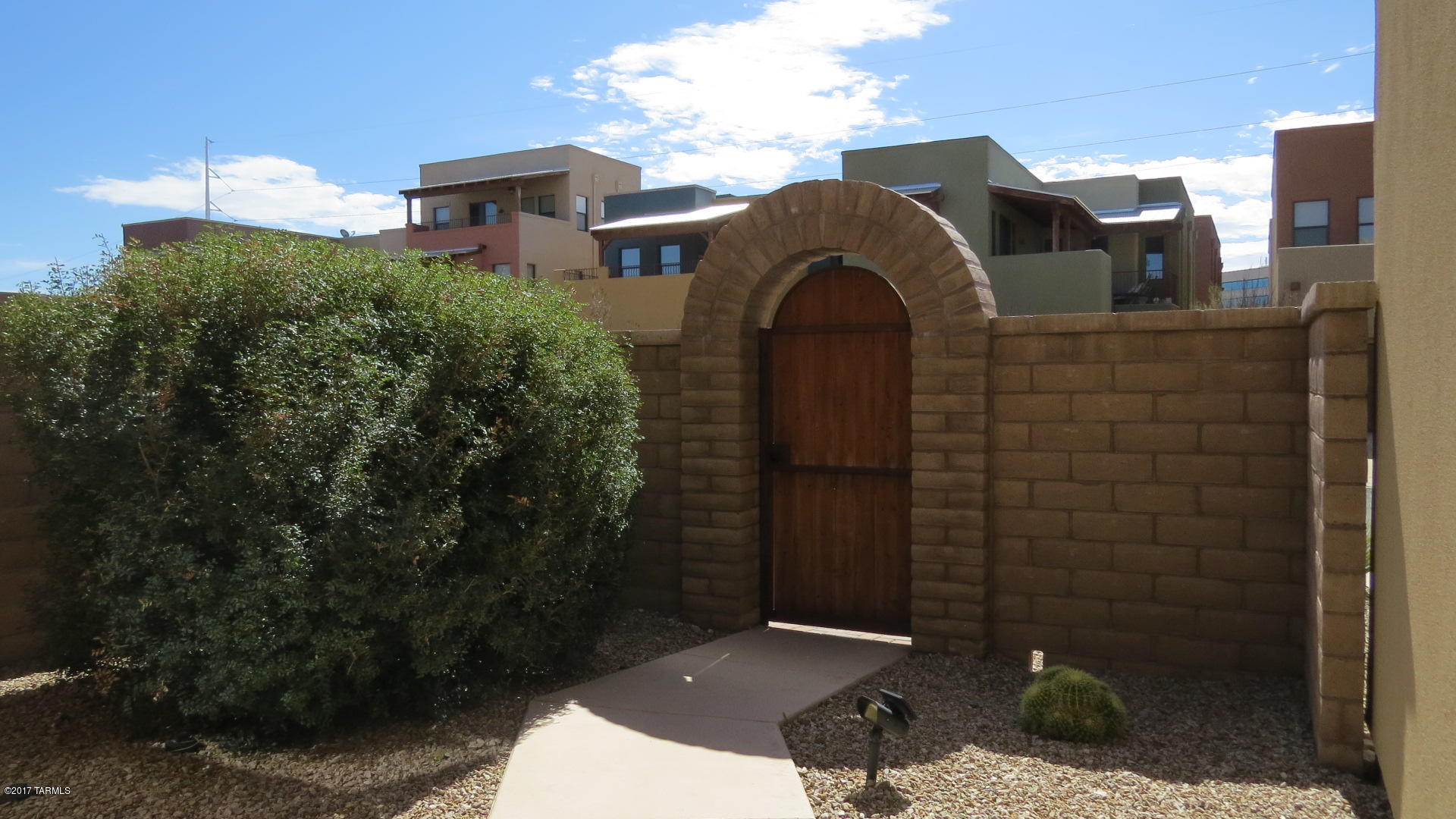 283 East Croydon Park Road Tucson, AZ 85704 - Photo 26 of 32