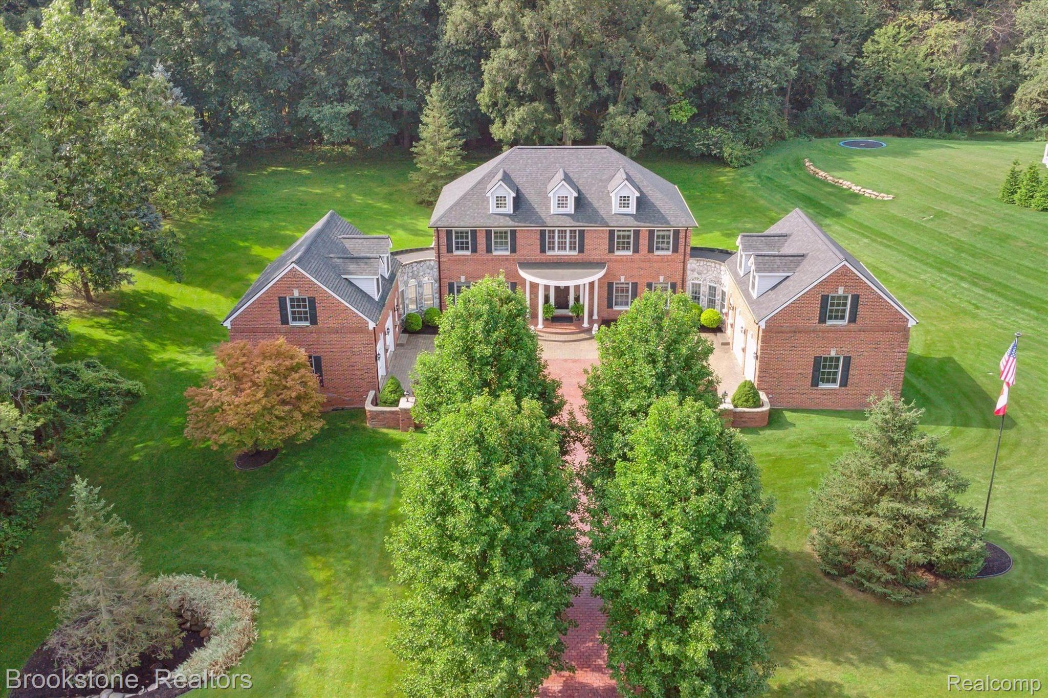2307 Sundance Ridge Howell, MI 48843 - Photo 47 of 86 Gallery Image 47