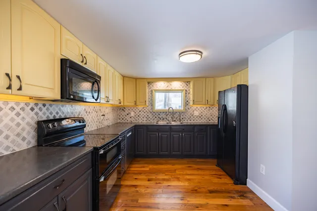 $349,900 | 32 Houghton Street, Auburn, ME 04210