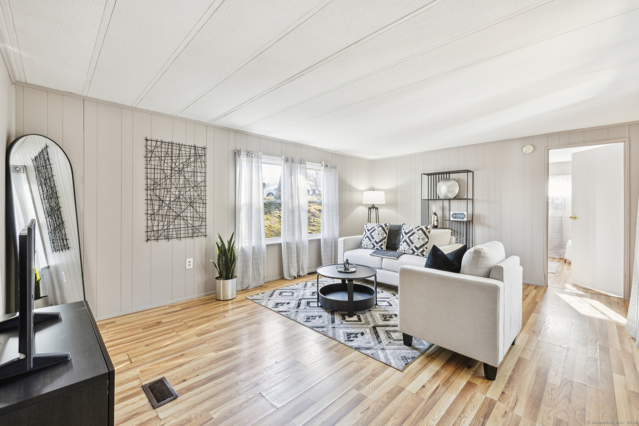 136 Hunters Road Norwich, CT 06360 - Photo 1 of 1 Gallery Image 1
