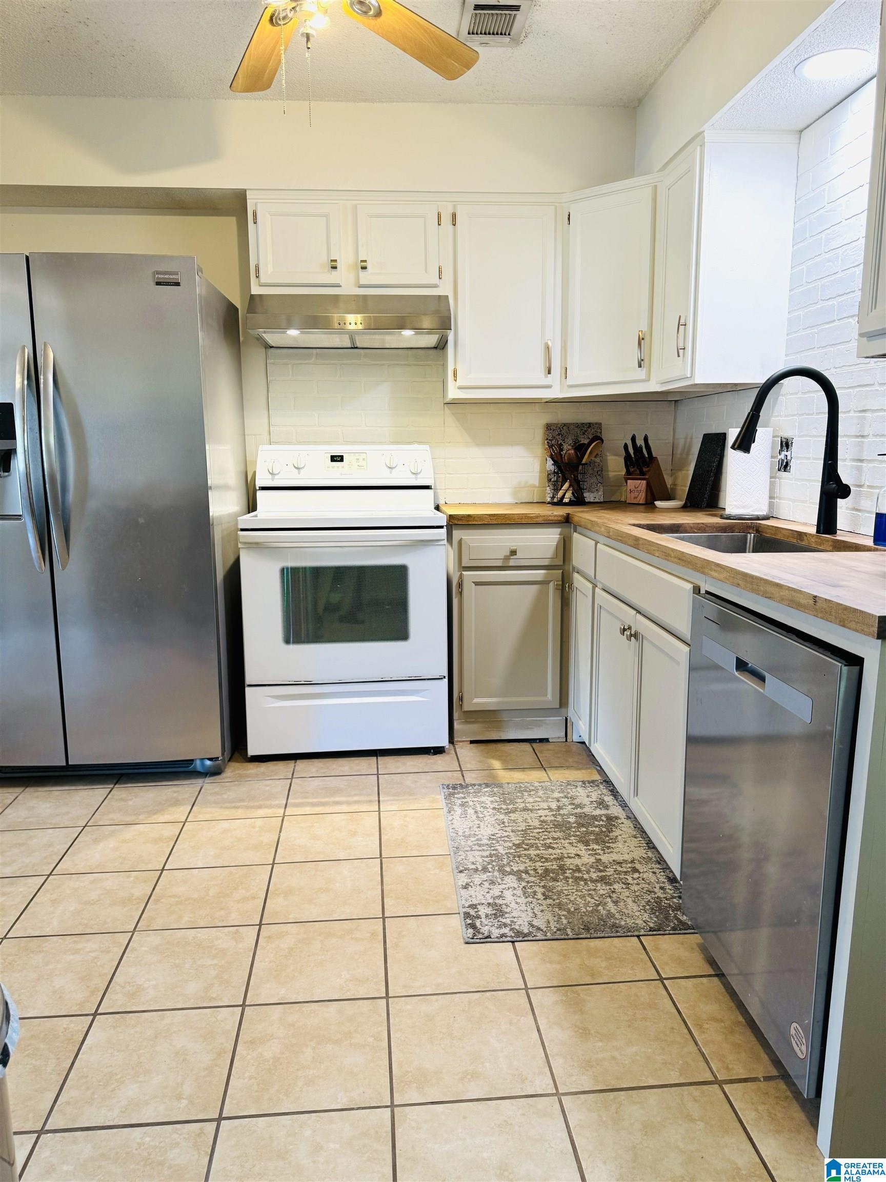 1434 Applegate Drive Alabaster, AL 35007 - Photo 8 of 27