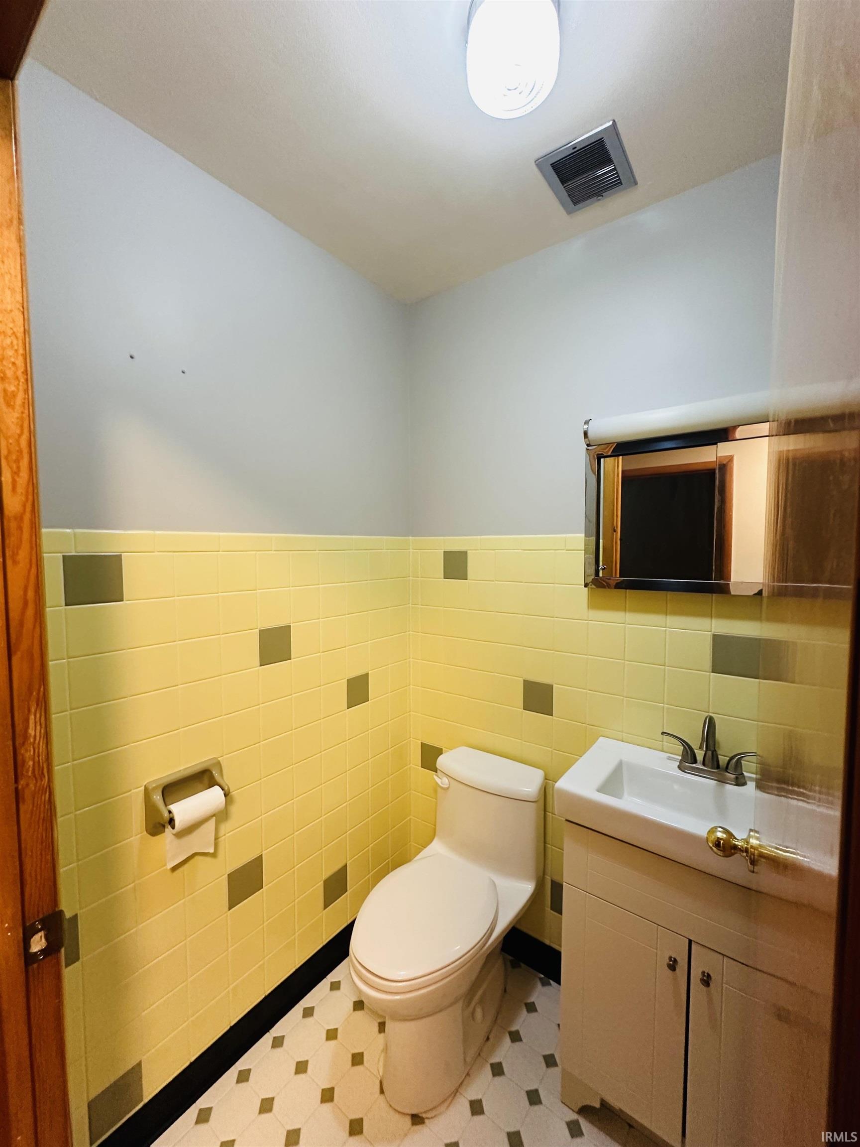2933 Bell Road Newburgh, IN 47630 - Photo 12 of 28 Gallery Image 12
