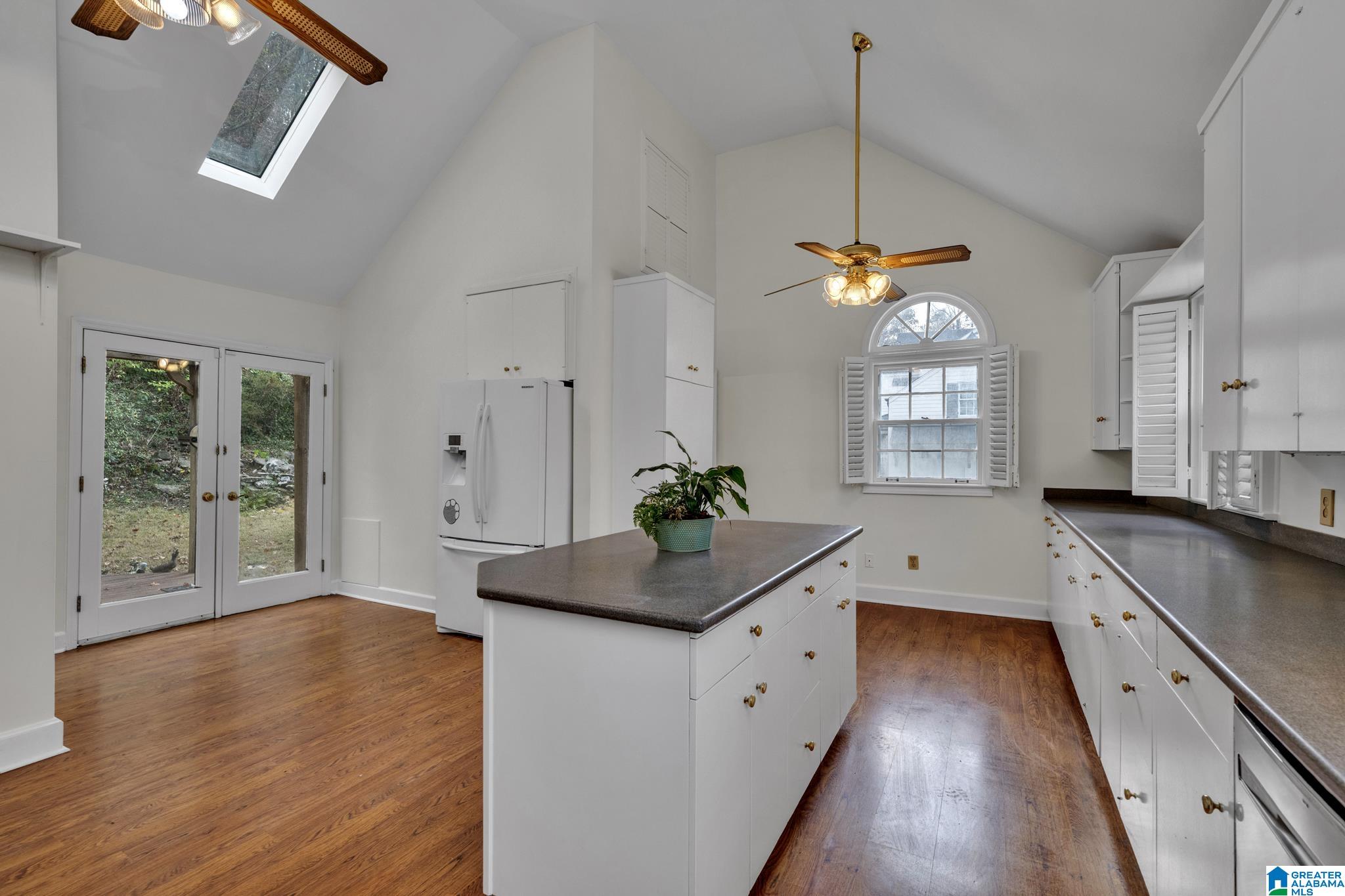 3325 Overbrook Road Birmingham, AL 35213 - Photo 17 of 55