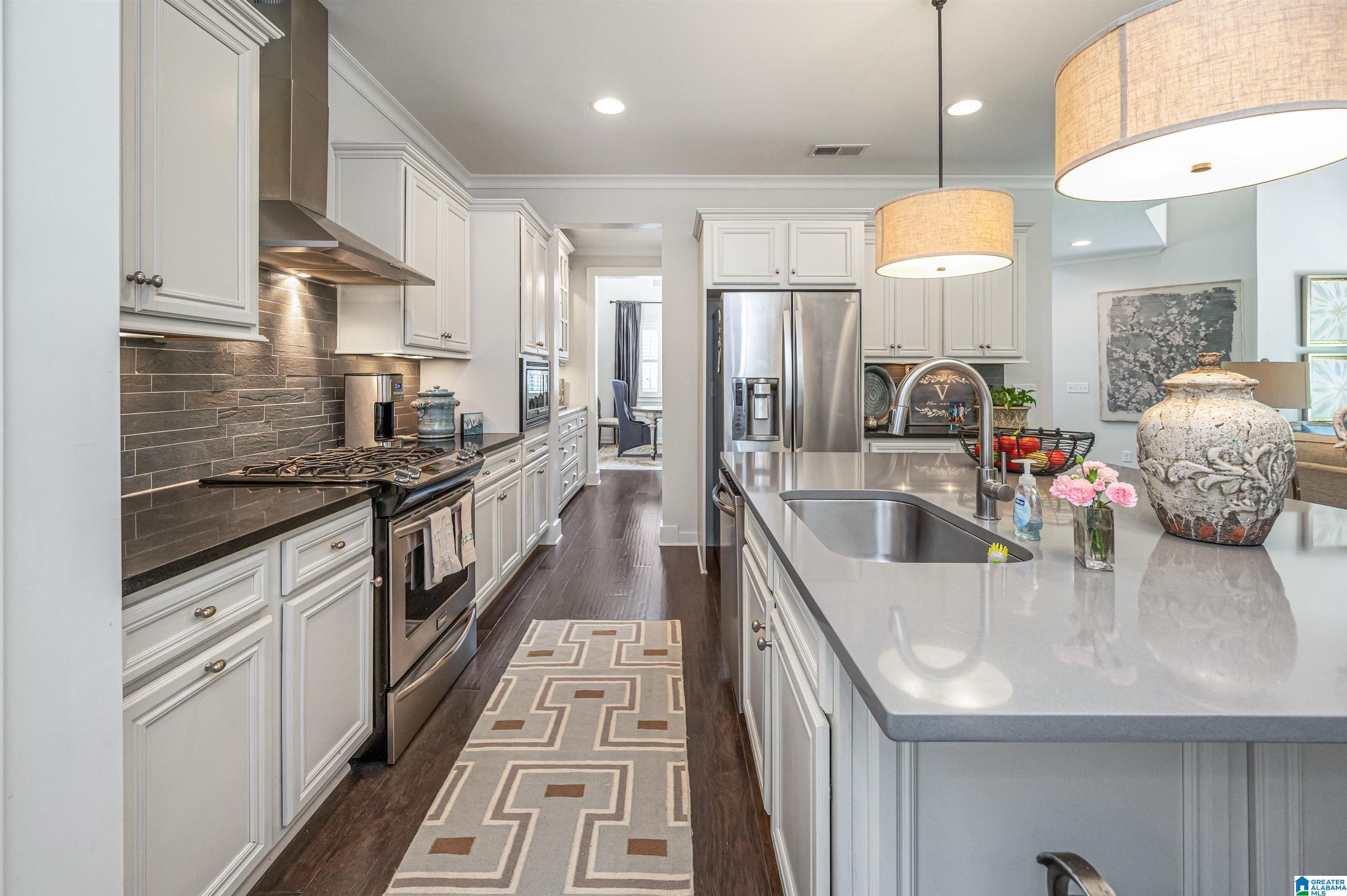 2468 Montauk Road Birmingham, AL 35226 - Photo 3 of 37
