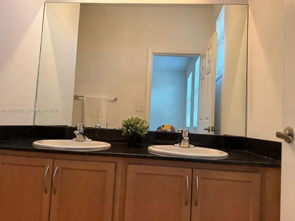 $2,790 | 14733 Southwest 11th Street, Unit 14733, Pembroke Pines, FL 33027