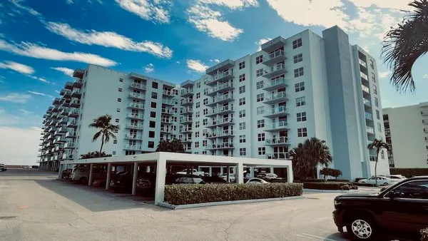 $8,250 | 3450 South Ocean Boulevard, Unit 5030, Palm Beach, FL 33480