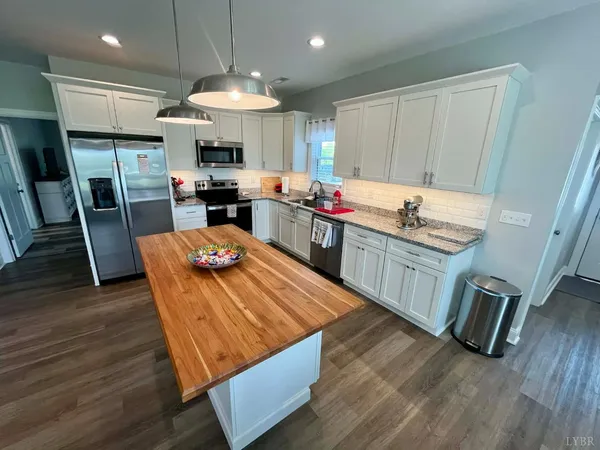 $368,000 | 578 Collins Ferry Road, Gladys, VA 24554