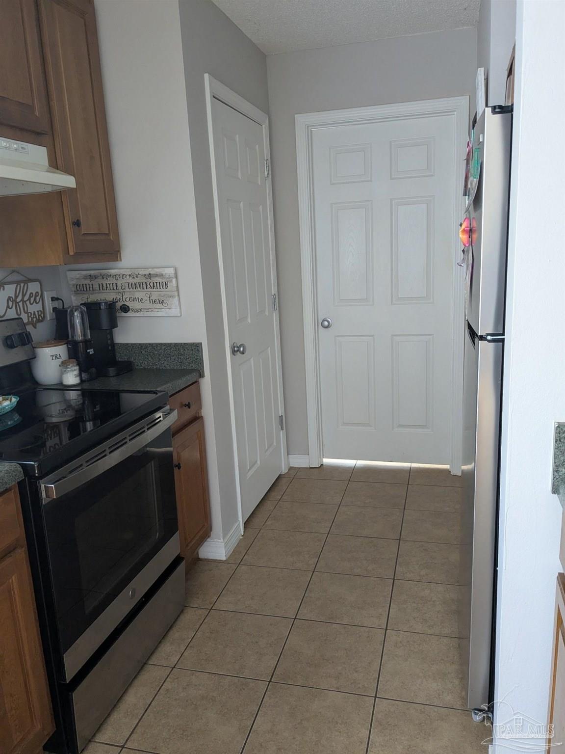 62539 Presley Road Atmore, AL 36502 - Photo 6 of 27