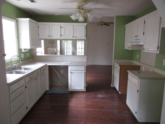 321 Bertram Road Summerville, SC 29485 - Photo 3 of 7 kitchen