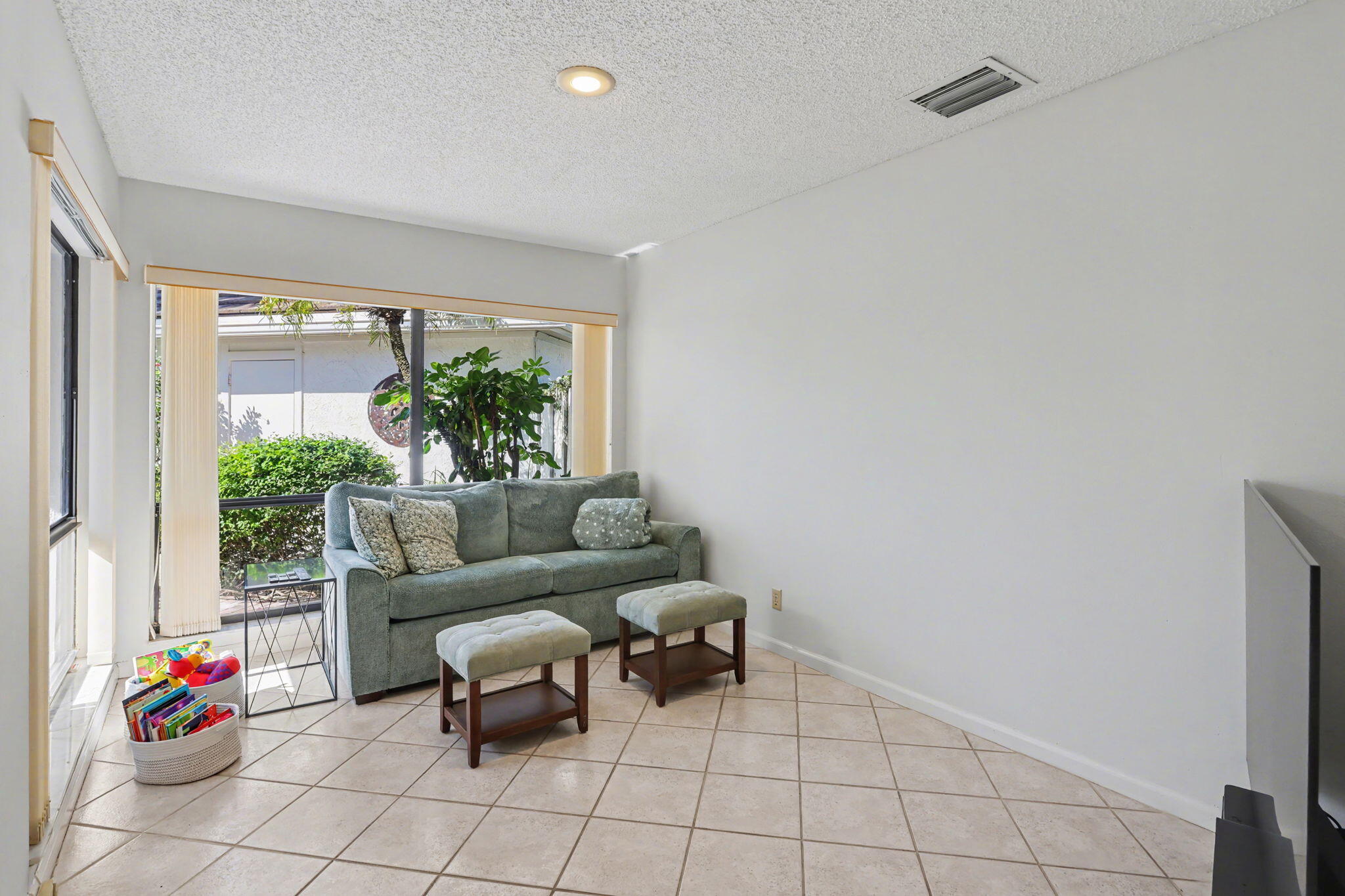 20516 Linksview Way Boca Raton, FL 33434 - Photo 25 of 47 Office/Den