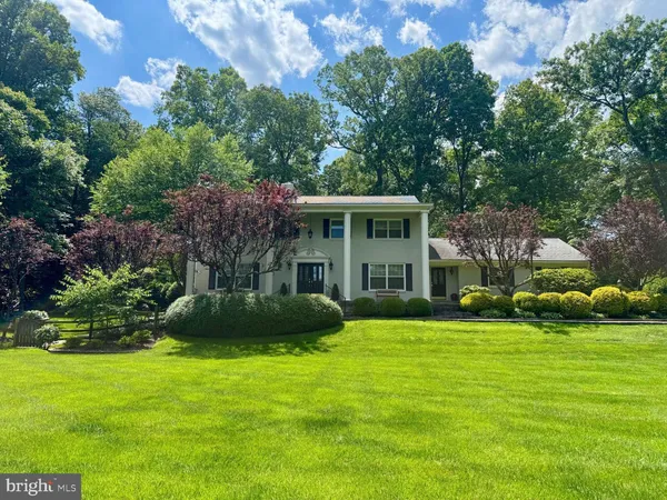 $2,239,000 | 304 Chesapeake Drive, Great Falls, VA 22066