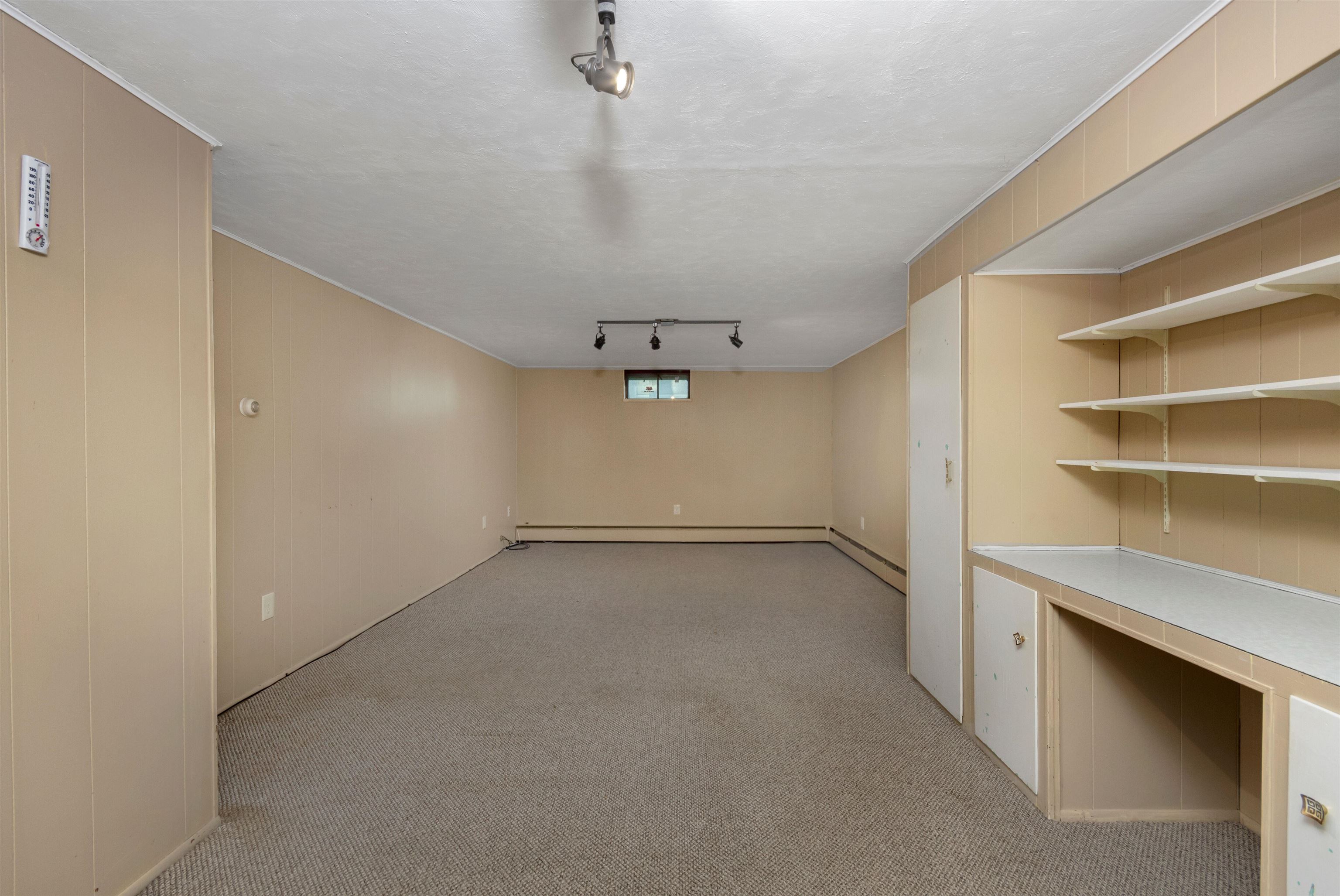 37 Gamache Street Manchester, NH 03102 - Photo 8 of 20