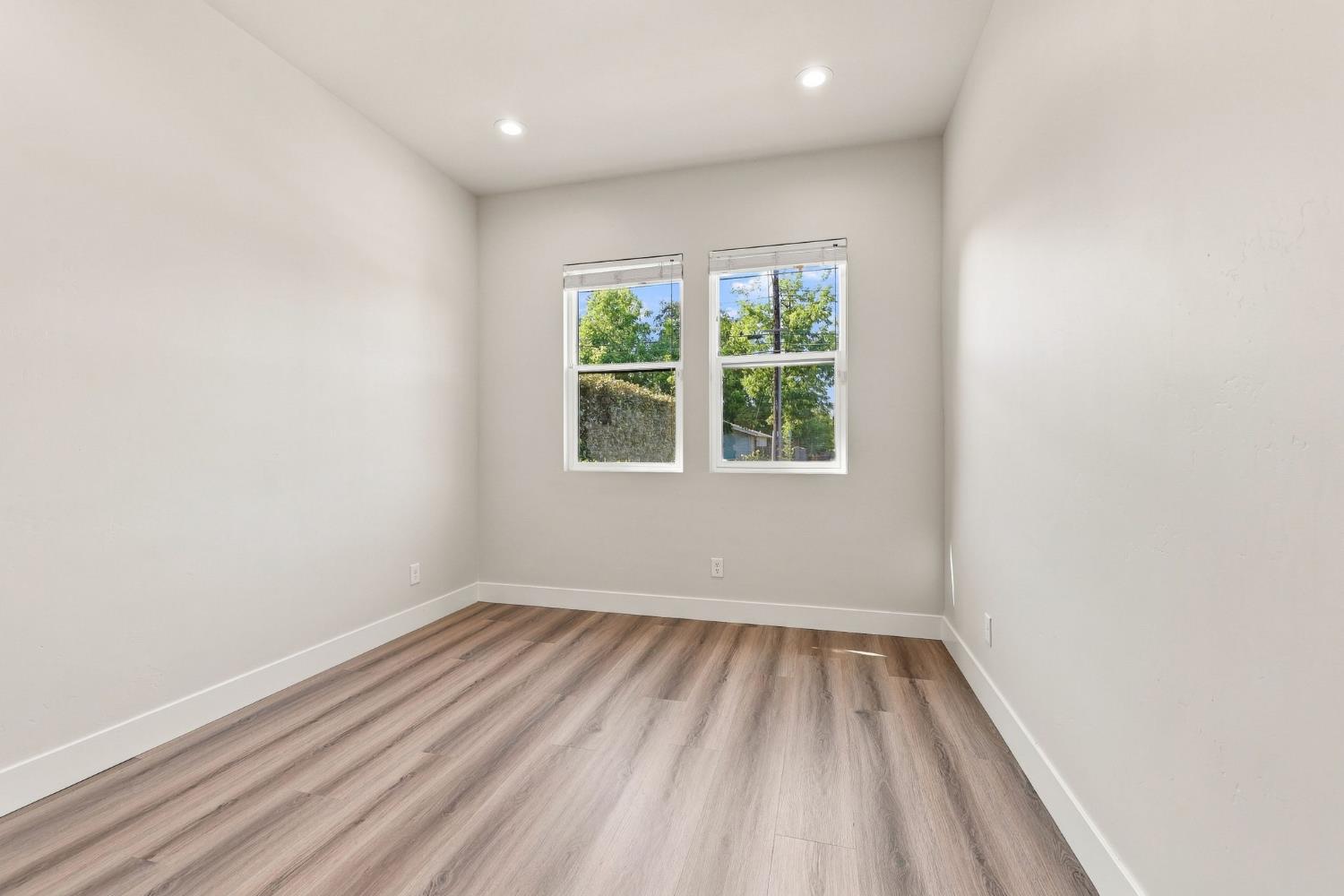 5027 Engle Road Carmichael, CA 95608 - Photo 34 of 71 Gallery Image 34