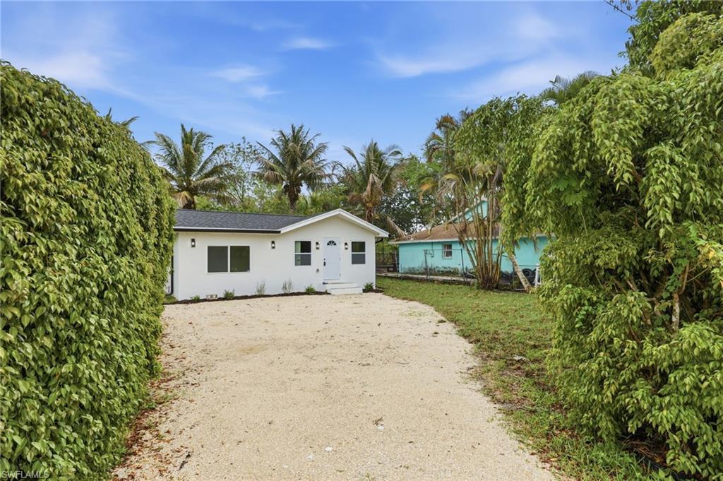 5344 Texas Avenue Naples, FL 34113 - Photo 4 of 23