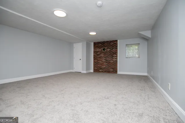 $414,900 | 8291 E Highway, Whitesburg, GA 30185