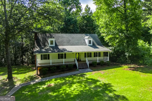 $414,900 | 8291 E Highway, Whitesburg, GA 30185