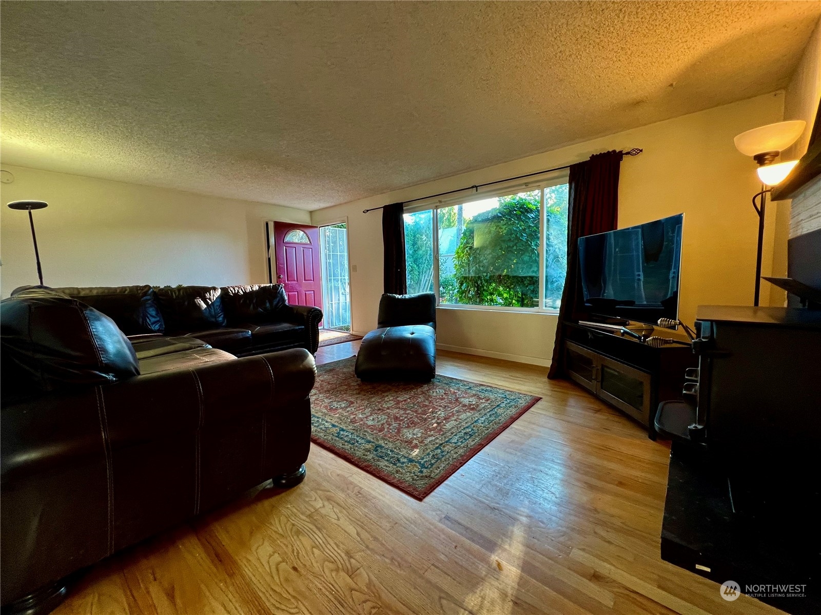 3503 Rasmussen Lane Bremerton, WA 98310 - Photo 4 of 13 Gallery Image 4