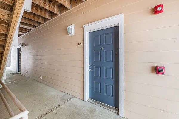 $2,795 | 300 Bucksley Lane, Unit 102, Charleston, SC 29492