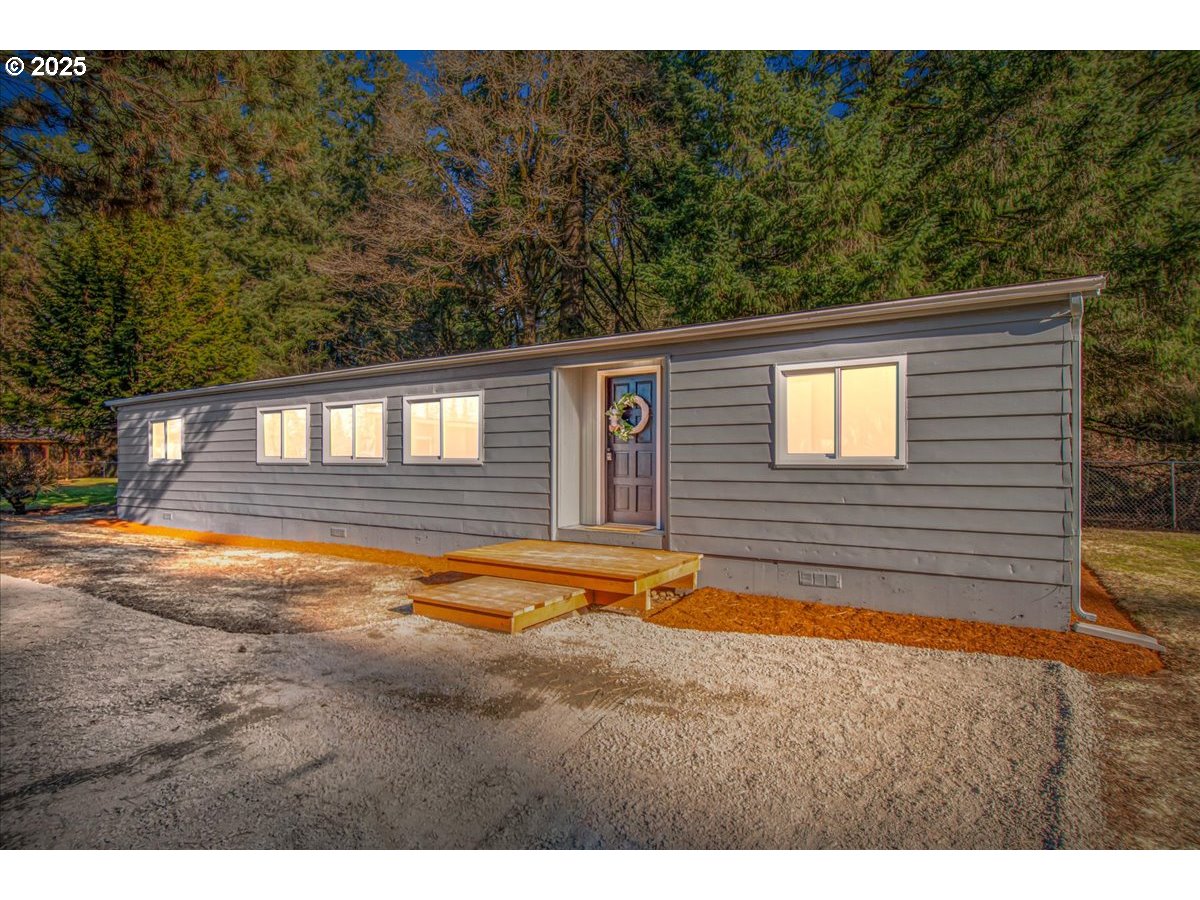 6701 Northwest 309th Street Ridgefield, WA 98642 - Photo 2 of 40