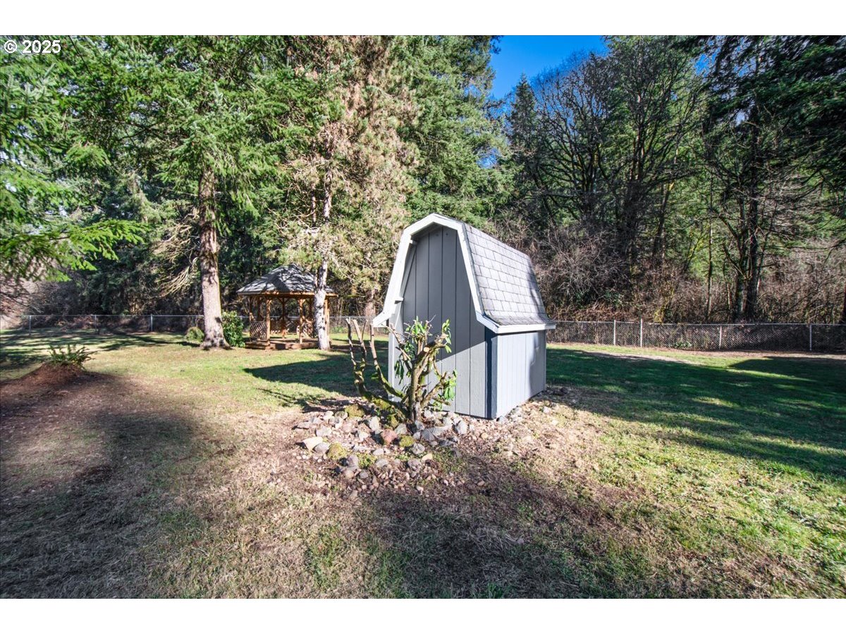 6701 Northwest 309th Street Ridgefield, WA 98642 - Photo 31 of 40