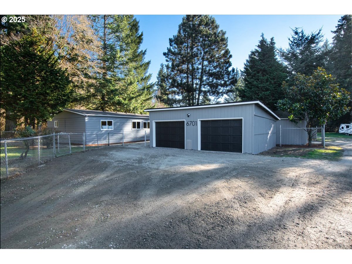 6701 Northwest 309th Street Ridgefield, WA 98642 - Photo 7 of 40
