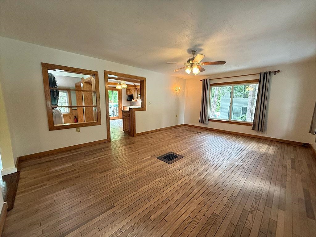 482 Clarendon Avenue West Rutland, VT 05777 - Photo 13 of 45