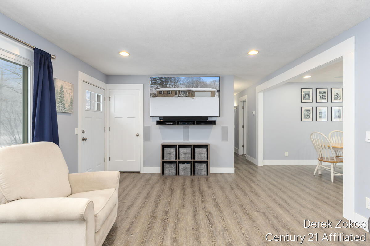 11888 Reed Street Grand Haven, MI 49417 - Photo 7 of 29 11888-Reed_007