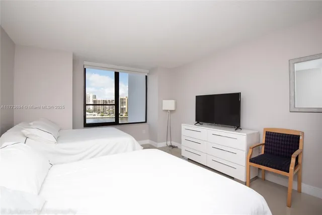 $3,000 | 3505 South Ocean Drive, Unit 504, Hollywood, FL 33019