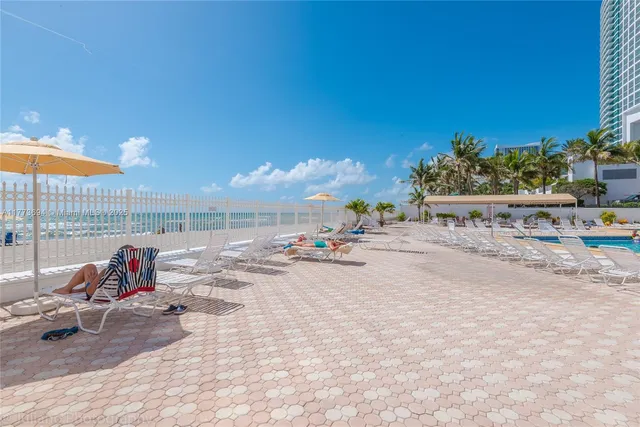 $3,000 | 3505 South Ocean Drive, Unit 504, Hollywood, FL 33019