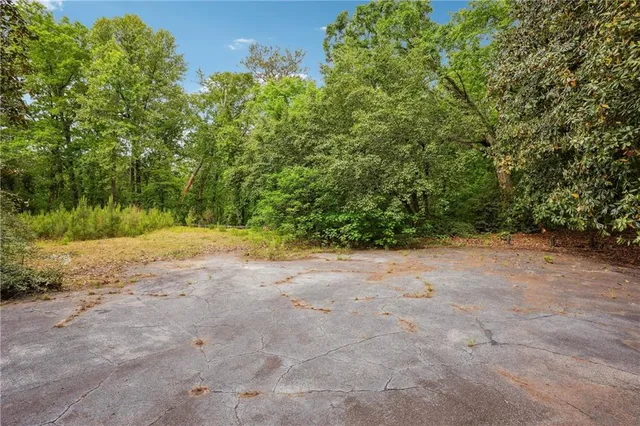 $2,000,000 | 3544 Paces Ferry Road Northwest, Atlanta, GA 30327
