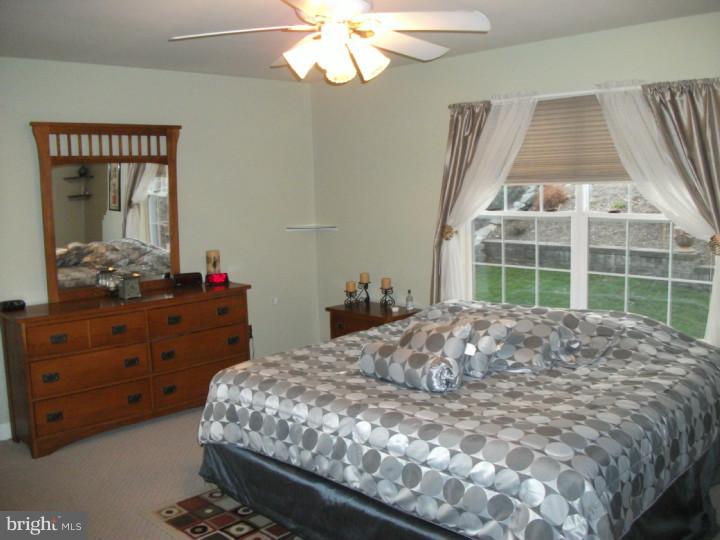 4 Flint Ridge Drive Shillington, PA 19607 - Photo 7 of 12