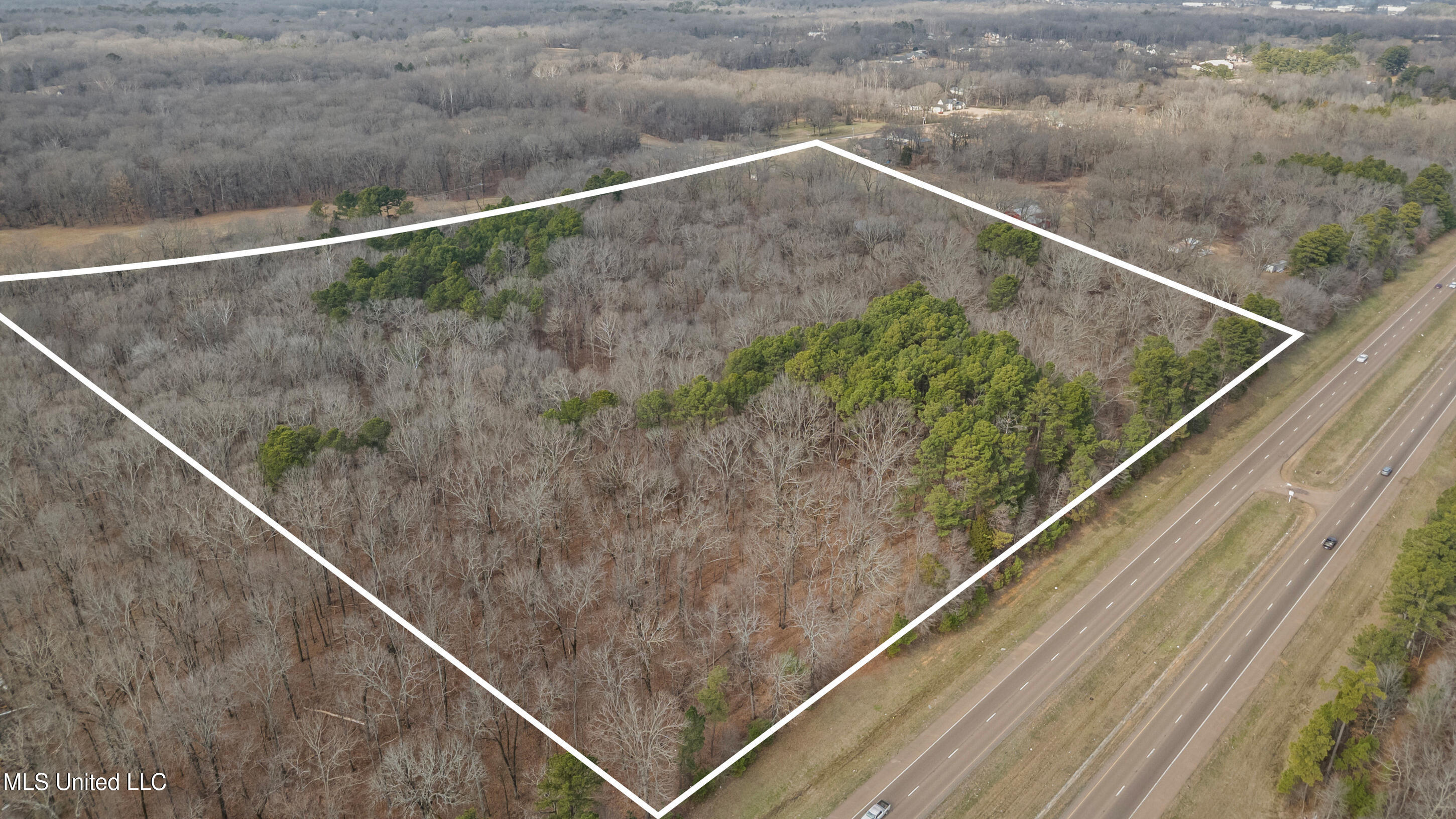 4770 McCracken Road Hernando, MS 38632 - Photo 2 of 26 dji_0019_print lot lines