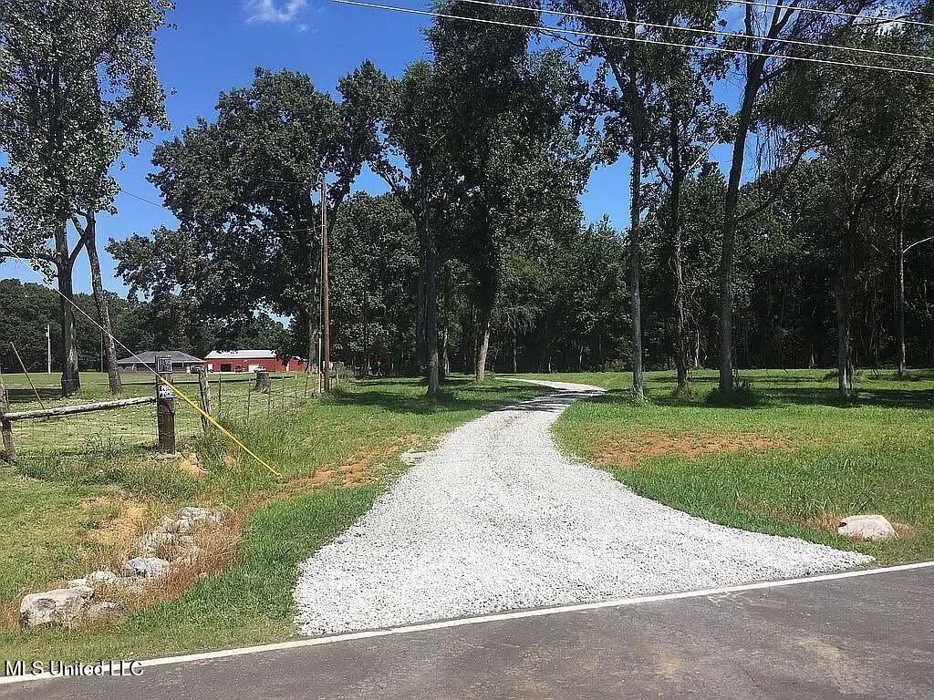4770 McCracken Road Hernando, MS 38632 - Photo 7 of 26 IMG_0045