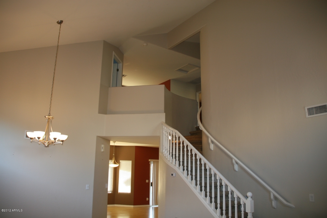 1229 East Redfield Road Phoenix, AZ 85022 - Photo 12 of 25 1229 E Redfield-view to loft