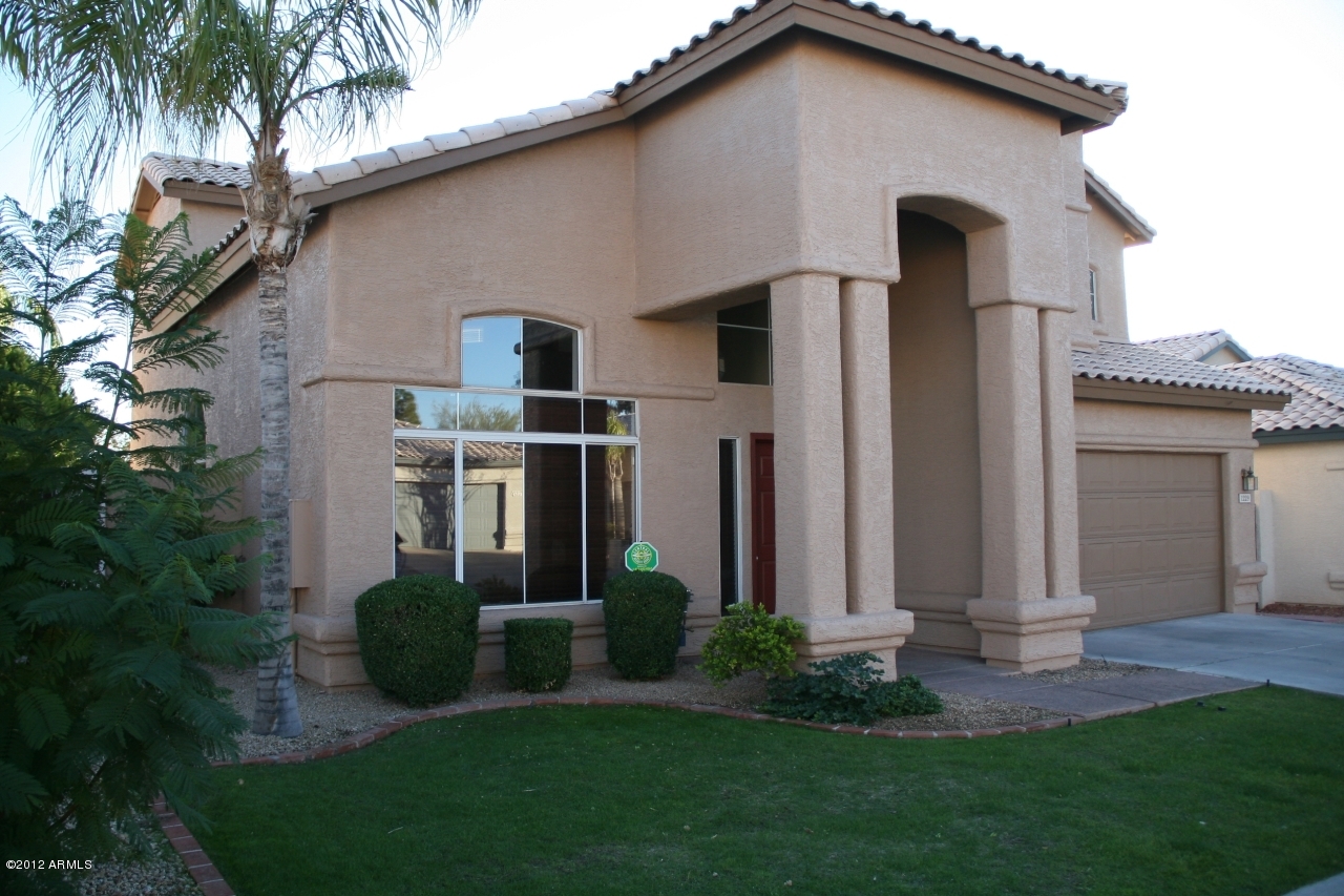 1229 East Redfield Road Phoenix, AZ 85022 - Photo 2 of 25 1229 E Redfield-front of house 2