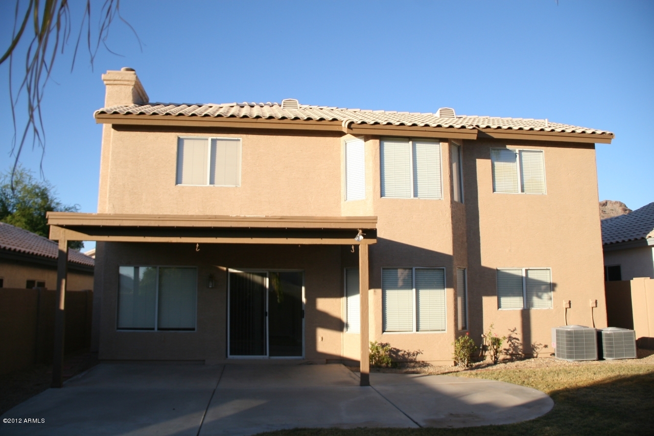 1229 East Redfield Road Phoenix, AZ 85022 - Photo 22 of 25 1229 E Redfield-back of house 1