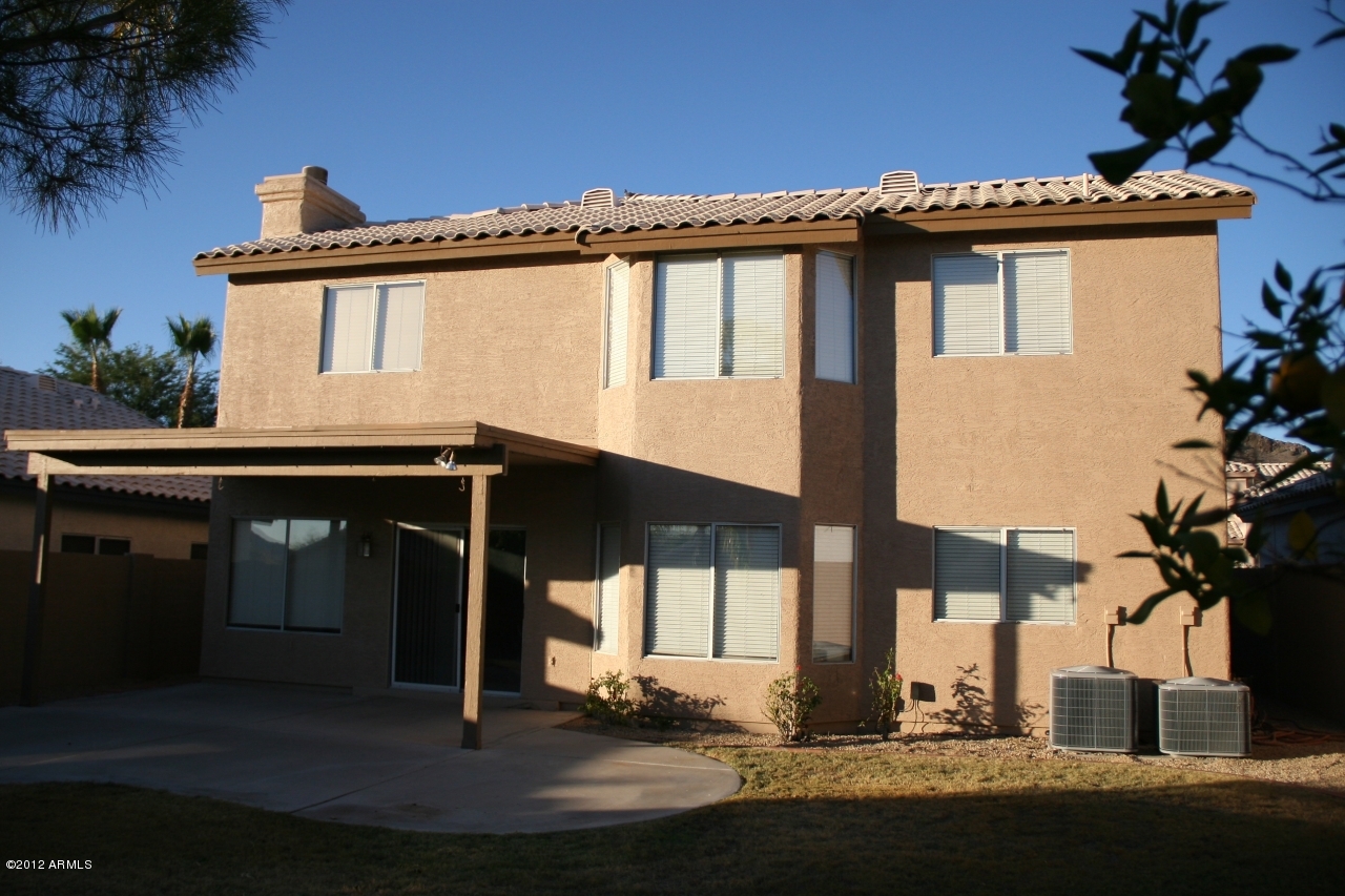 1229 East Redfield Road Phoenix, AZ 85022 - Photo 23 of 25 1229 E Redfield-back of house 2