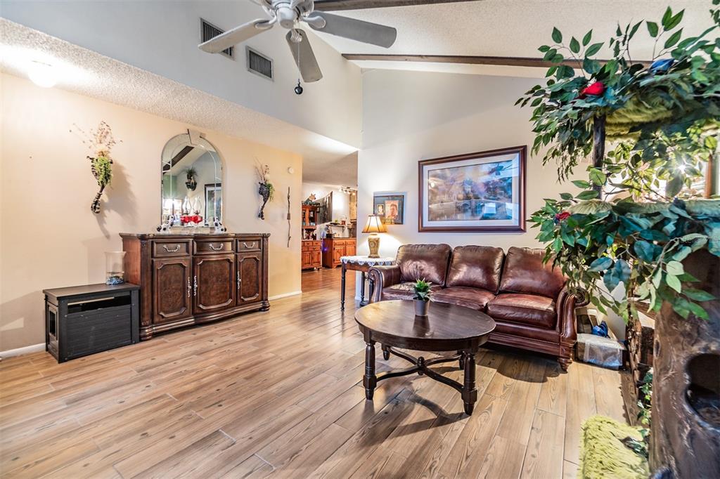 2101 Sunset Point Road, Unit 106 Clearwater, FL 33765 - Photo 10 of 27 Gallery Image 10